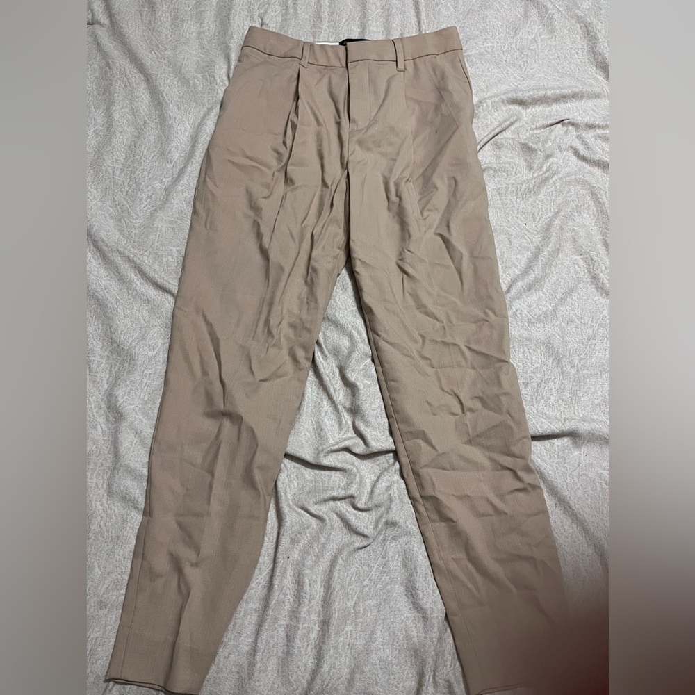 Banana Republic High Rise Tapered women’s trouser. Size 0